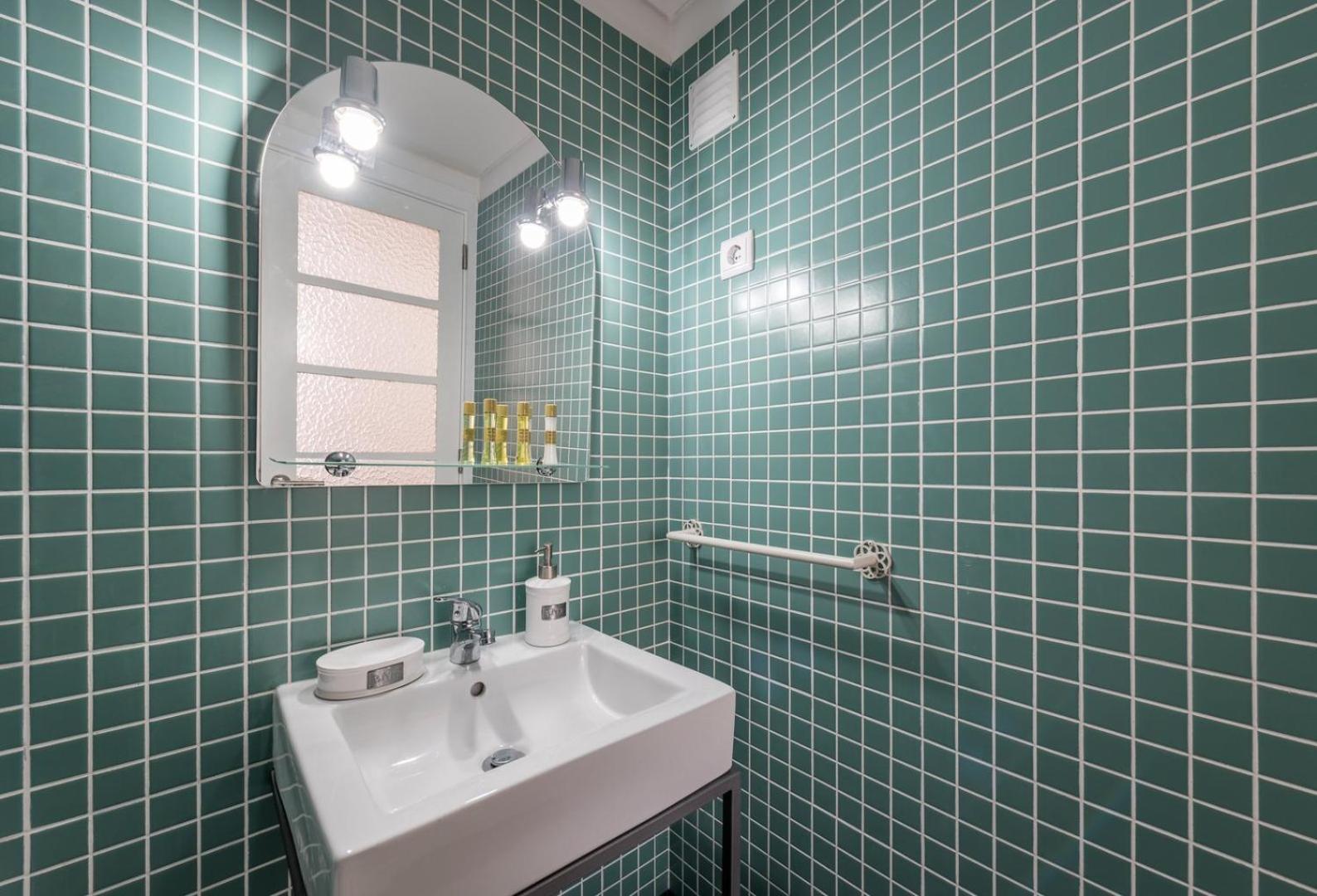 Guestready - Modern Stay In Downtown Porto Bagian luar foto